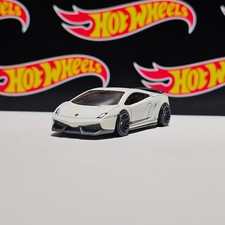 Hot Wheels Lamborghini Gallardo LP 570-4 Superleggera in White - HW Premiere