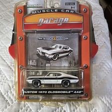 GreenLight Garage Muscle Car 1970 Oldsmobile 442 1:64 Diecast Stock/Custom