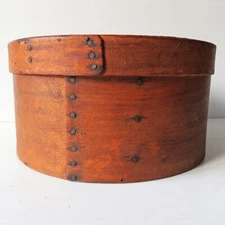 Antique Round WOOD PANTRY BOX with Cover - 9 1/2" Dia.