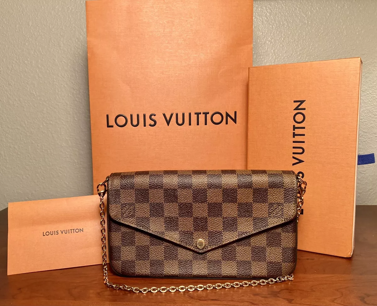 louis vuitton pochette bag