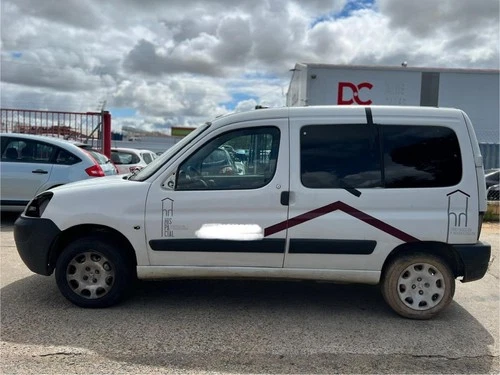 9650618580 Caja Reles/Fusibles para PEUGEOT PARTNER (S2) Combi Pro 2006 214632 - Imagen 4 de 10