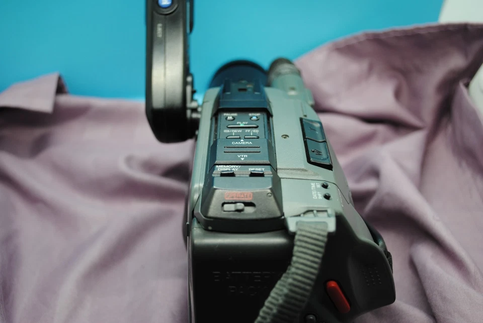 Panasonic NV-G100EN camcorder - Image 4 of 4