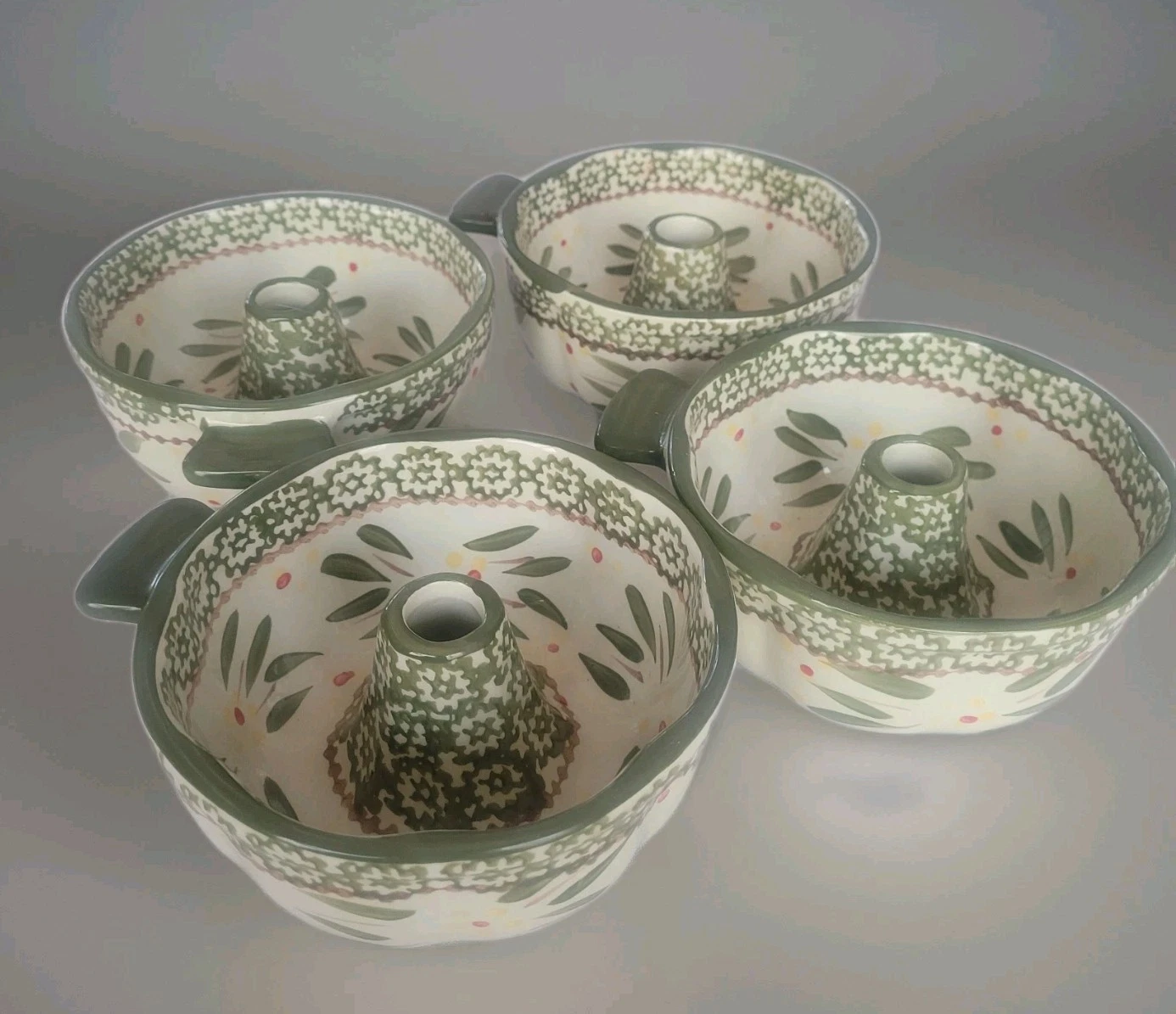 Temptations Ser of 4 Green Individual Bundt Cake Baking Dishes