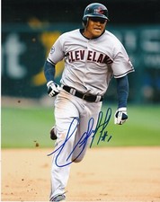 EZEQUIEL CARRERA   CLEVELAND INDIANS   ACTION SIGNED 8x10