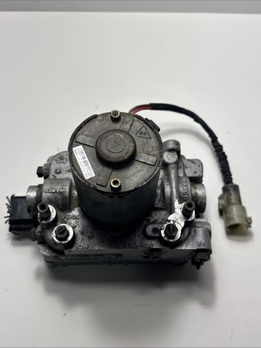 1996 - 1998 Land Rover Discovery ABS Antilock brake pump module ANR5263 - Picture 6 of 15