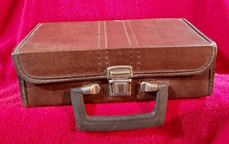 Vintage Cassette Tape Carrying Case 12 Slot Holder Faux Brown Leather