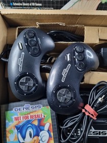 Sega Genesis Console Model 1601 Sonic The Hedgehog Bundle System In Box