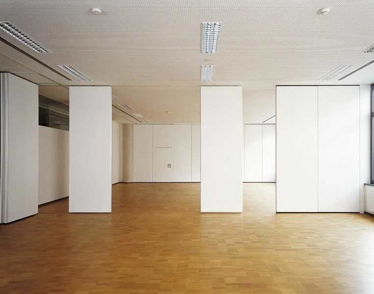 Wandverkleidung Kunststoffplatte PVC Kompaktplatte für alle Untergründe weiß  - Bild 1 von 4