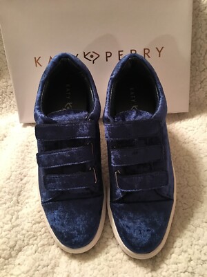 katy perry shoes Brelle Crushed Velvet Navy Sneaker Sz 1/2