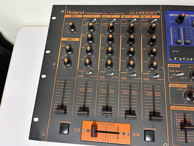 Roland DJ-2000 Professional DJ Mixer 4 channel Mixing Used From