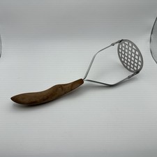 Vtg Cutco USA Potato Masher No. 14 STAINLESS Wood Swirl Brown Handle 10.25&rdquo; MCM
