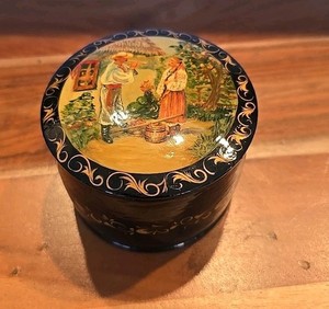 Vintage Russian Hand Painted Black Lacquer Round Trinket Box 3.5”