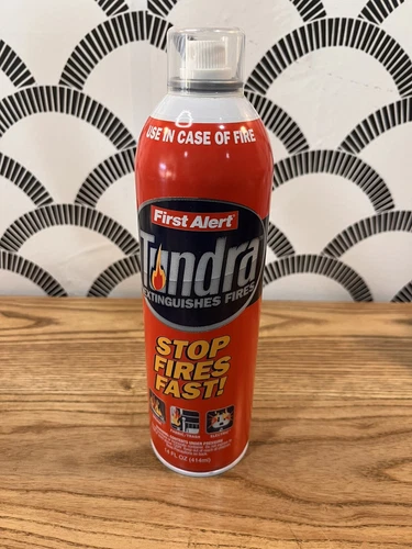 First Alert Tundra Extinguishes Fires Stop Fire Fast 14fl Oz