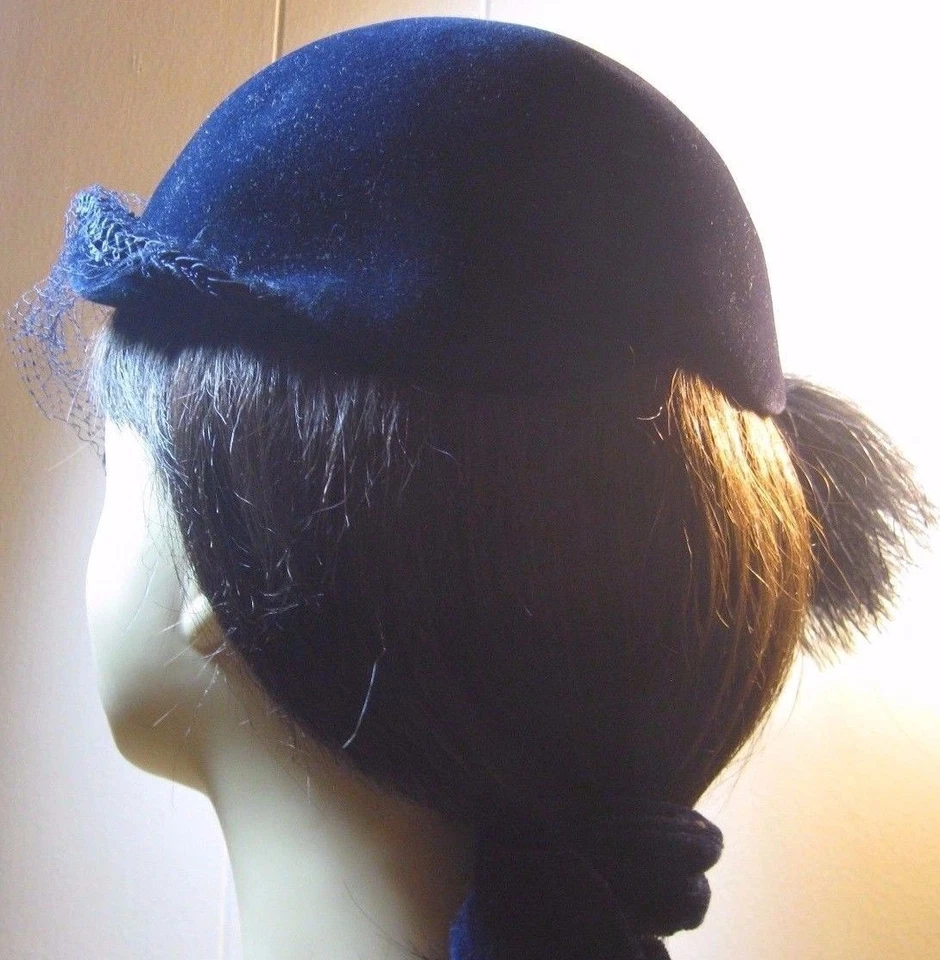 AURORE-Francia Años 40 Cloche-Azul Seda Lyon Terciopelo sobre Lana Fieltro Saks 5ta Avenida  Foto 4 de 4