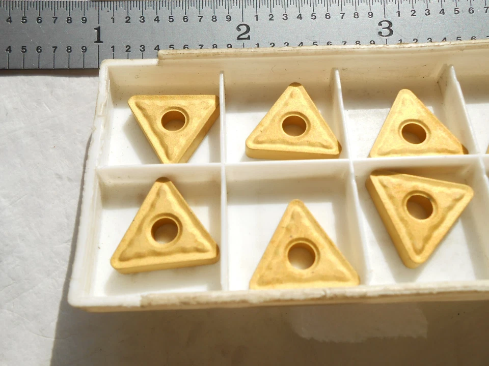 NUEVO 10 PIEZAS. INSERTOS DE CARBURO INDEXABLES NÓRDICO EE. UU. TNMG-323FR GRADO ACERO NC-70 Foto 3 de 4