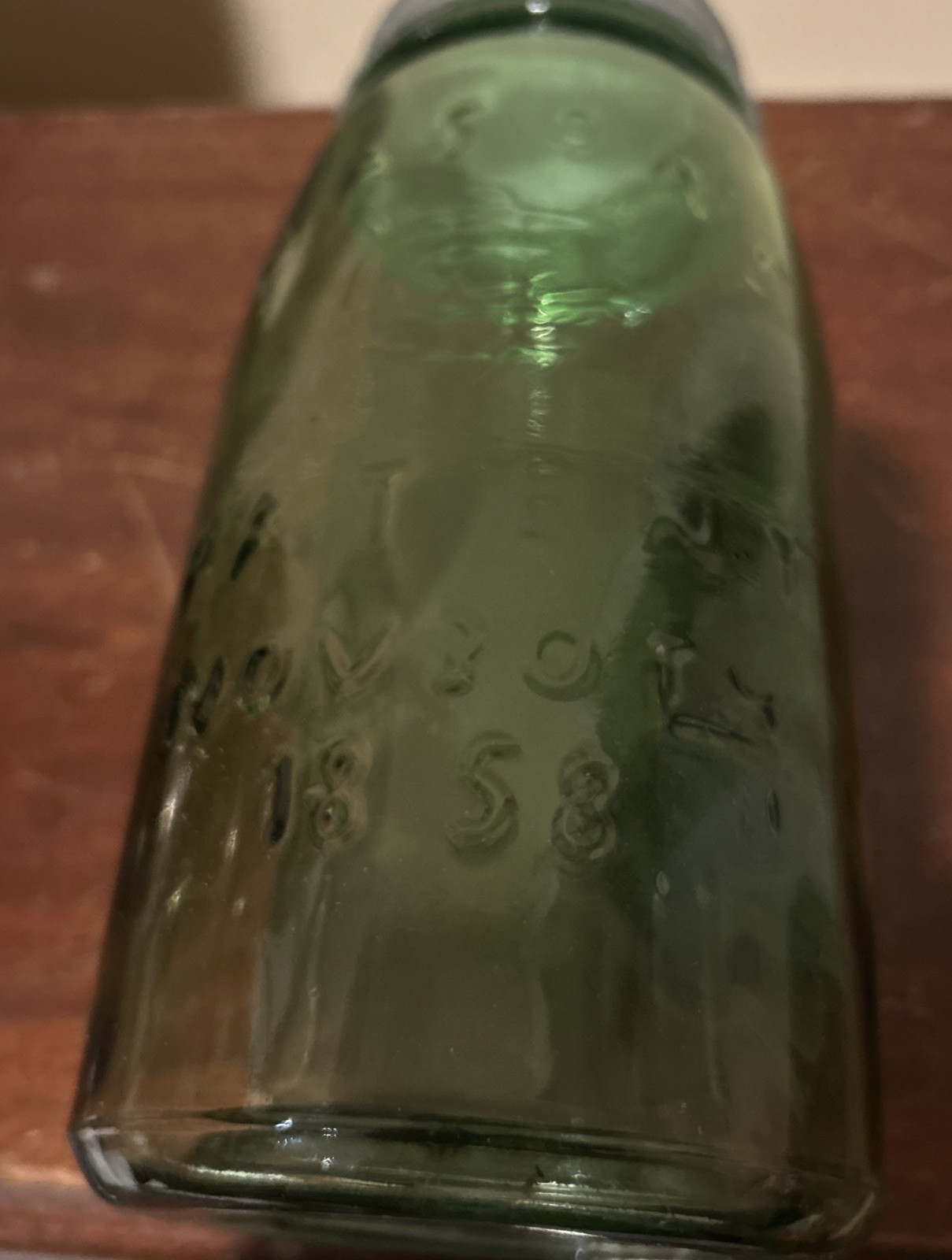 Vintage  Green Quart Mason's Patent Nov 30 1858 Canning Jar Zinc Lid H362