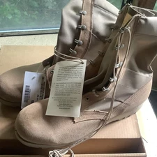 Belleville Military Combat Boots Desert Tan Hot Weather 15 W NIB