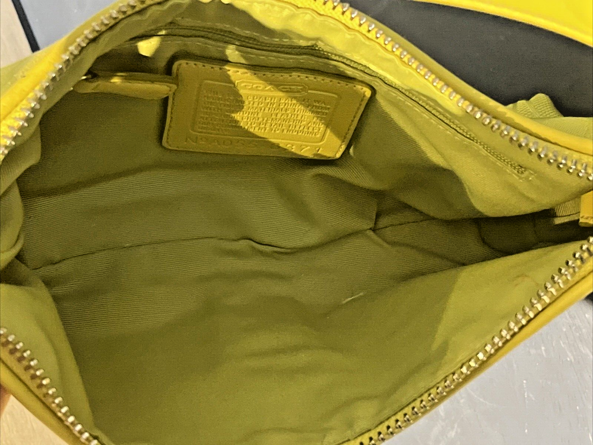 Coach Lime Green Hobo Shoulder Bag Purse Vintage NWT Y2k Coach Lime Green Hobo Shoulder Bag Purse Vintage NWT Y2k
