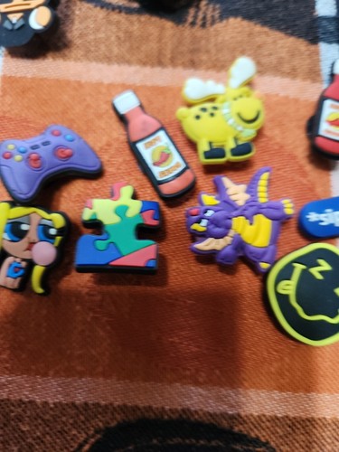 Croc Charms Lot of 49 - Picture 5 of 11