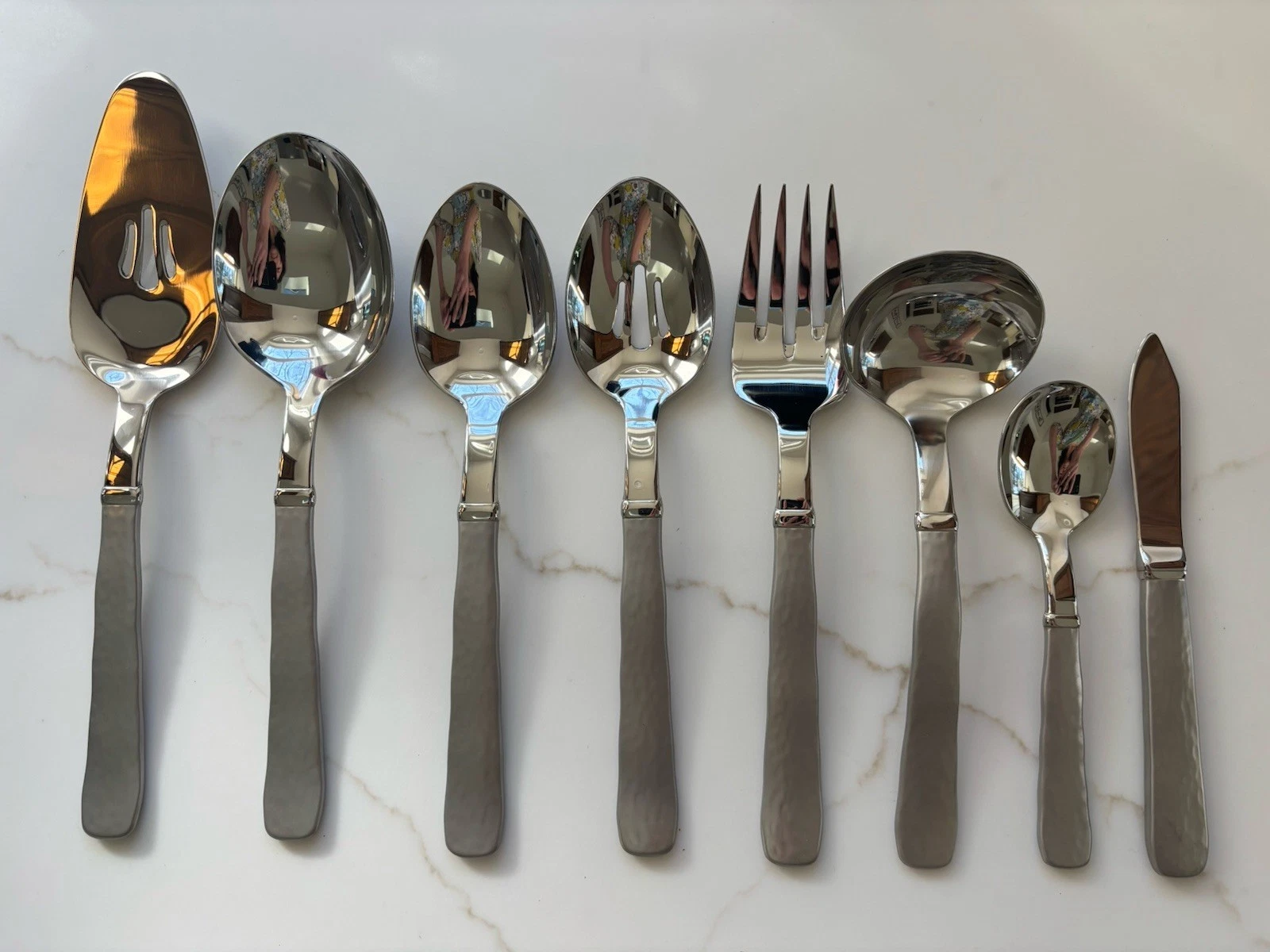 Oneida - MORAINE - huge lot of 8 serving pieces NEW