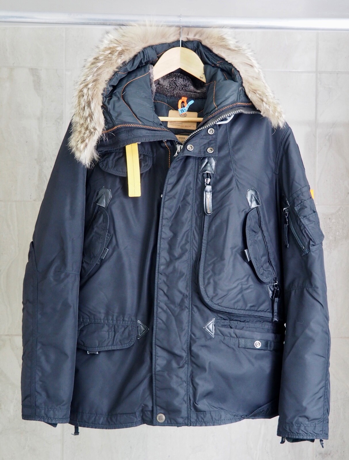 masterpiece parajumpers