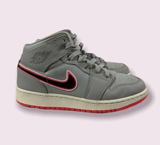NIKE AIR JORDAN 1 shoes Girls 3.5Y gray and pink high top 555112-060