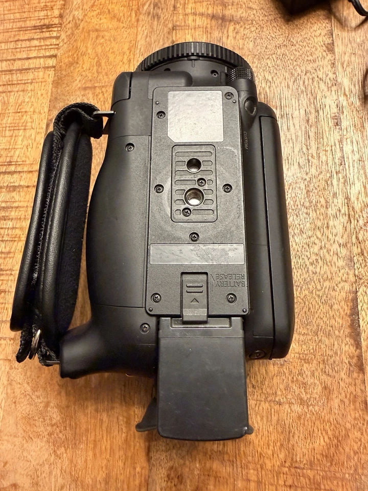 Canon VIXIA HF G50 HD 4K 30fps MP4 Flash Camcorder Black 20x Dual SD Slot Tested - Image 3 of 4