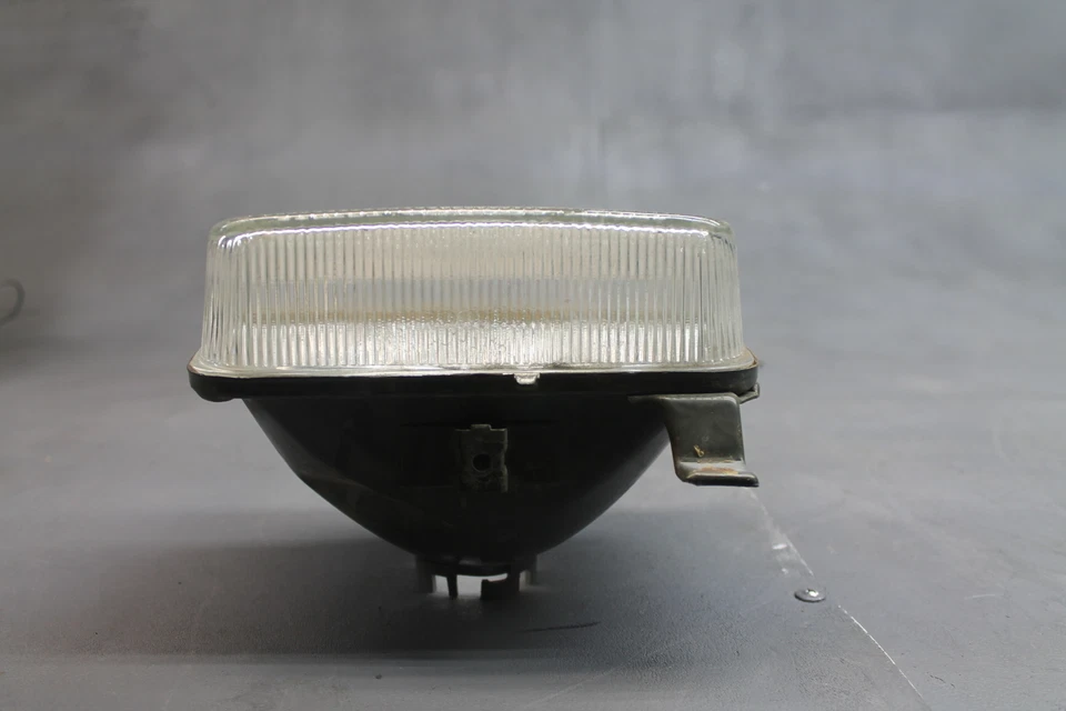 STANLEY SUZUKI 1983 GS550 E SINGLE HEADLIGHT HEAD LAMP #3 - Image 4 of 4