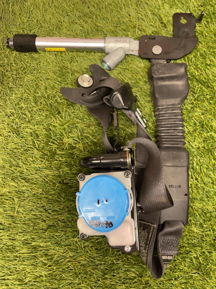 ✅ 2019 KIA SOUL Passenger Front Seat Belt OEM - Image 3 of 4