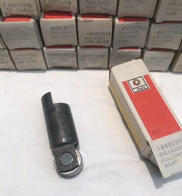 GENUINE DETROIT DIESEL 8922962 CAM FOLLOWER 8.2 LOT OF 6 8921219 