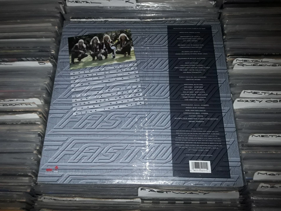 FASTWAY ON TARGET LP VINYL 1989 USA 1ST PRESSING MOTÖRHEAD LEA HART SEALED METAL - Image 2 of 2