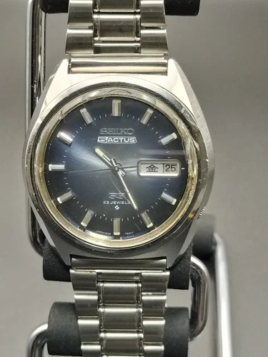 Vintage Seiko 5 Actus 6106-7520 Automatic Men's Watch in Working Condition