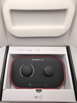 Focusrite Vocaster One - USB Audio Interface for Solo Podcasting, Streaming, Voi