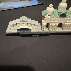 LEGO ARCHITECTURE: Venice (21026) 100% COMPLETE (NO BOX/MANUAL)
