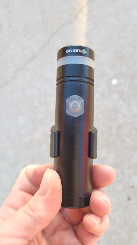 Origin8 USB Rechargeable Front Handlebar Night Bike Bicycle LED Light Mount - Image 2 of 4