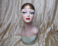 Female Vintage Artistic Costume Style Paint Face Mannequin Head Display Jewelry