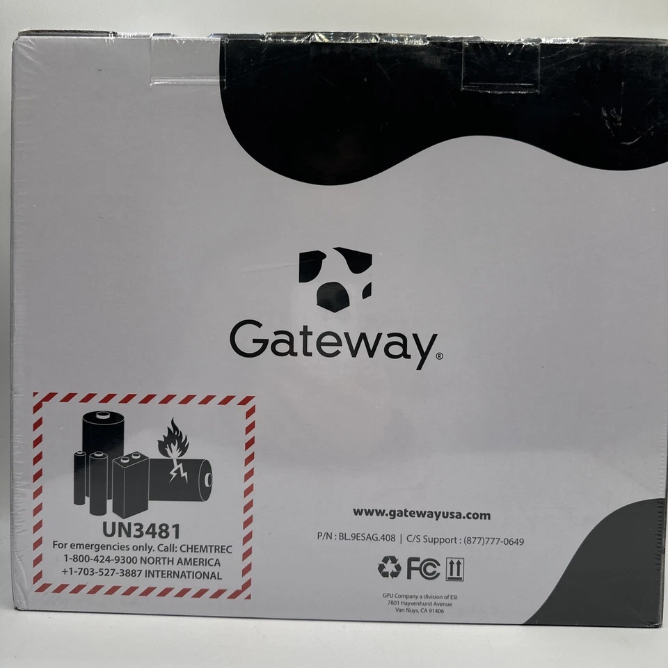 Gateway 14.1" Laptop - Intel Celeron - 4GB RAM - 128GB Storage - Silver - Image 3 of 3