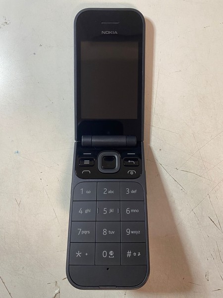 Nokia 2720 V Flip TA-1295 Verizon Wireless 4G LTE KaiOS 4GB Smartphone Grado C 3