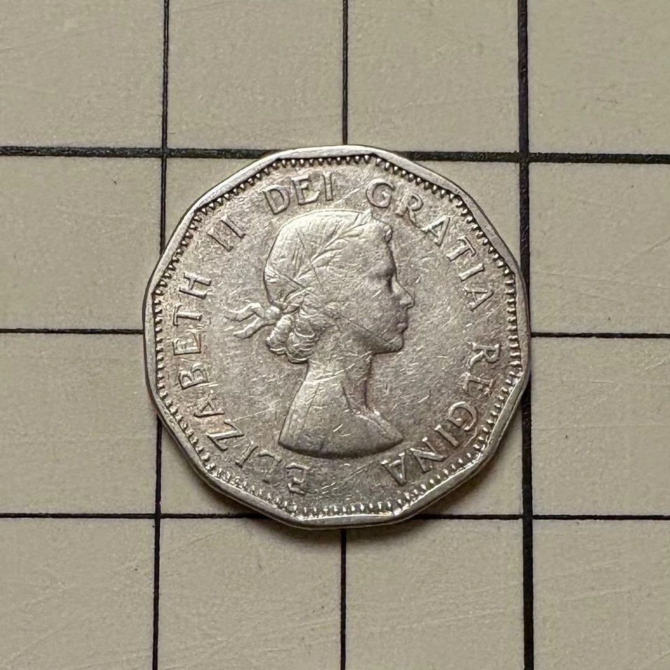 Royal Canadian Mint 1960-1962 Mint 12-sided Coin Set of 4 Canada - Image 3 of 4