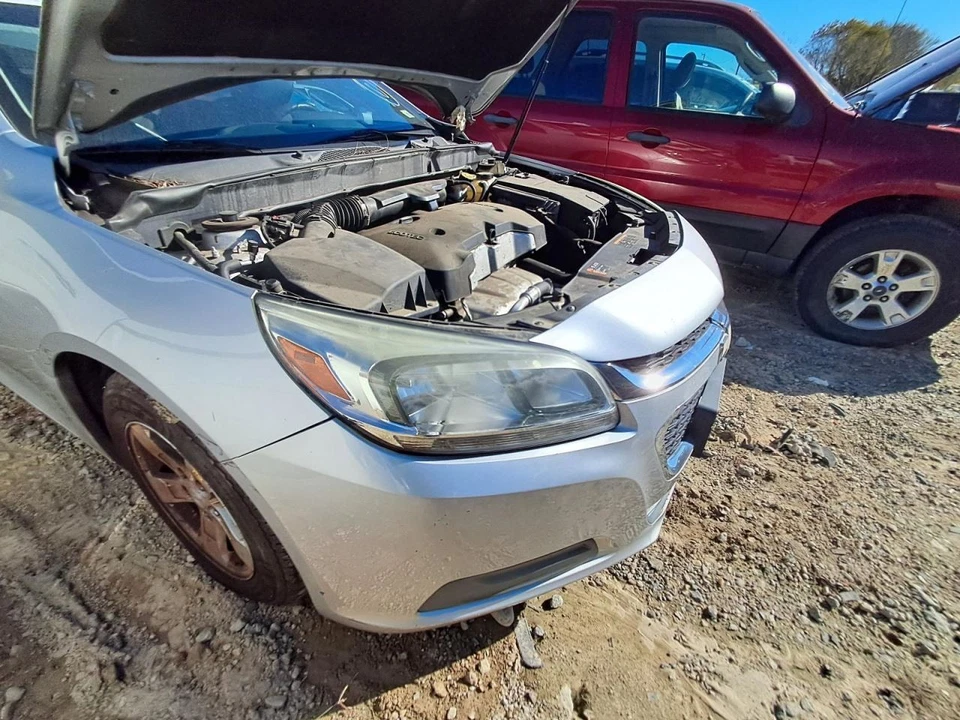 2015 Chevrolet Malibu Front Windshield Wiper Motor OEM 119K Miles 620-00965 - Image 4 of 4