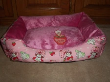 NEW, Strawberry Shortcake Pet Bed Officially Licensed 20 “ X 16”