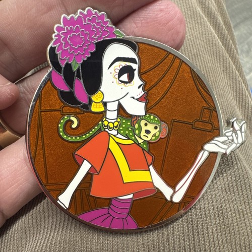Disney Pixar Frida Kahlo Coco LE 50 Fantasy Pin - Bild 6 von 9