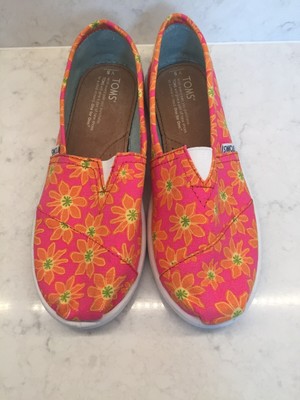 toms size 5 womens