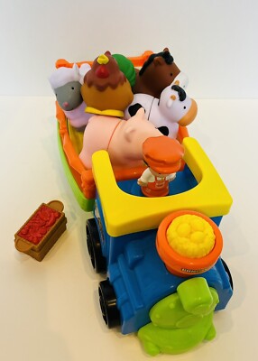 Fisher Price Little People Cho Zoo Train w/Conductor Animals Sound & Pop Blocks