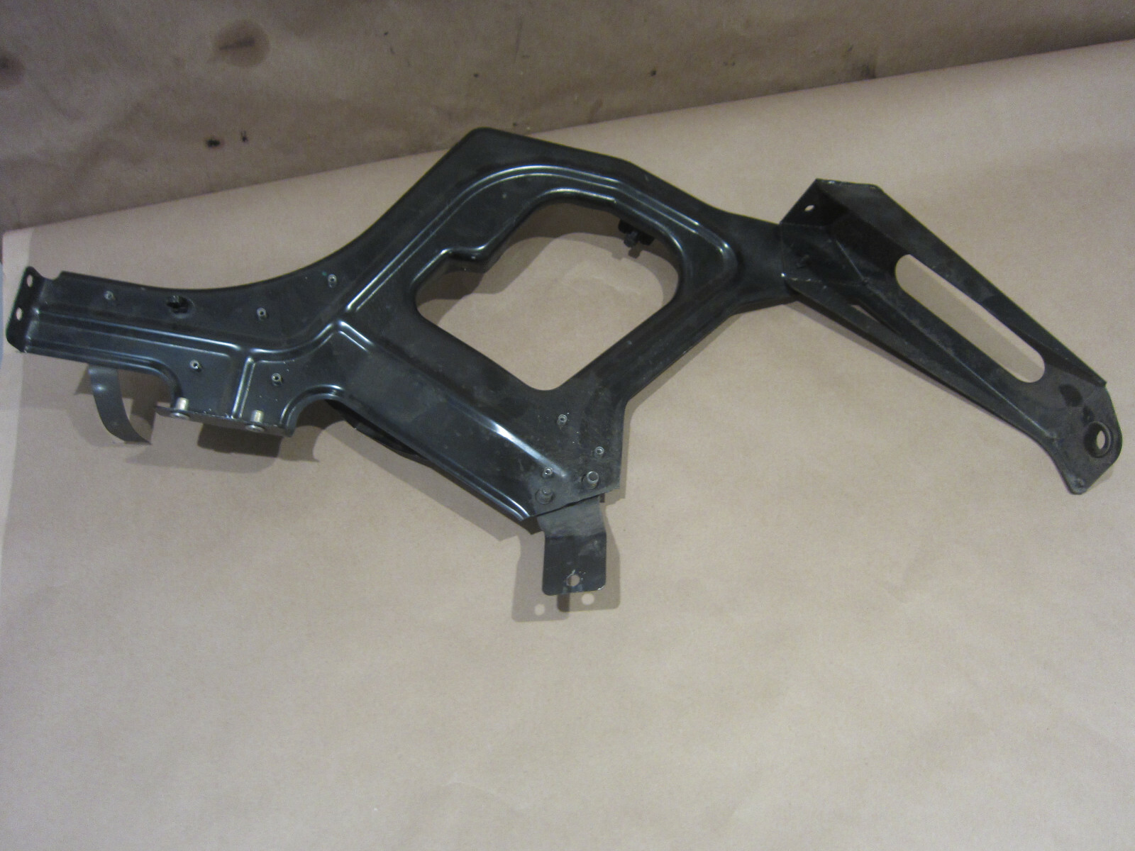 McLaren 570S - RH Rear Quarter Panel Bracket - P/N 13A4887CP