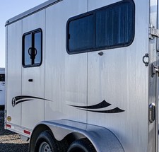 Nuevo juego de 2 calcomanías de vinilo con gráficos laterales para remolque Shadow Barn Horse OEM Oracle