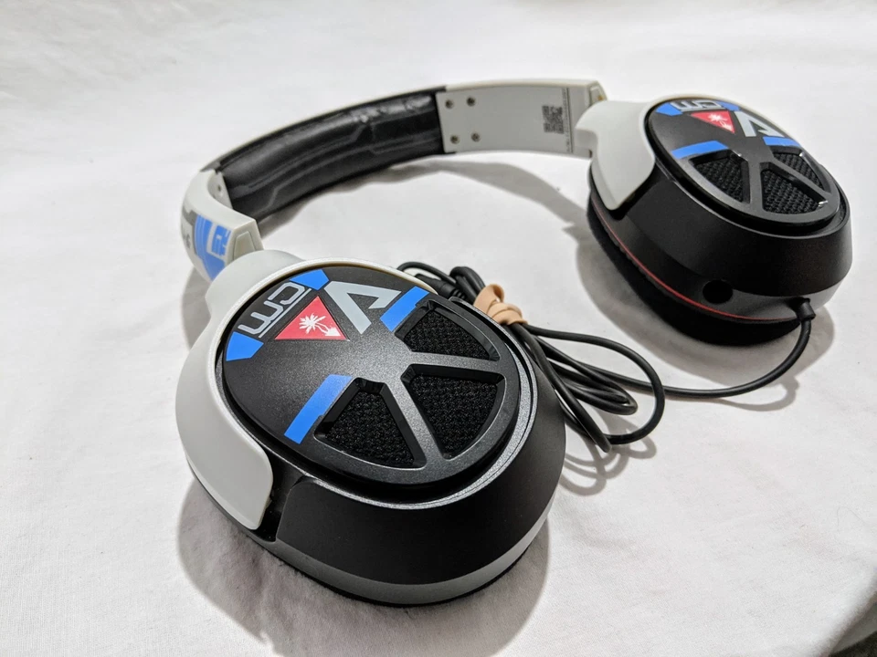 Turtle Beach Titanfall Ear Force Atlas Official Xbox One  360 PC Gaming Headset - Image 2 of 4