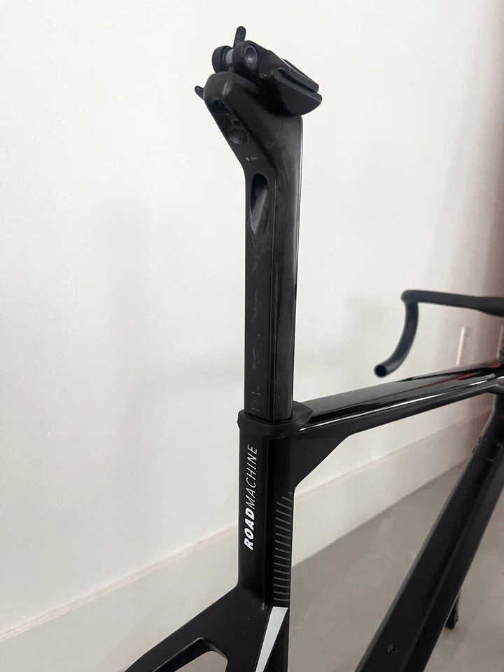 Bicicleta de carretera BMC Roadmachine 54 2022 de segunda mano de carbono Foto 3 de 4