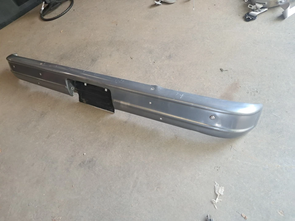 Chevrolet GMC G10 G20 G30 1978-1996 furgoneta parachoques trasero pintado Foto 3 de 4