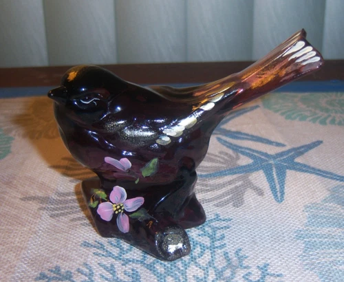 FENTON AUBURGINE AMETHYST HP &  BRUSHED GOLD  BIRD ON A LIMB - c. 2001 - MINT